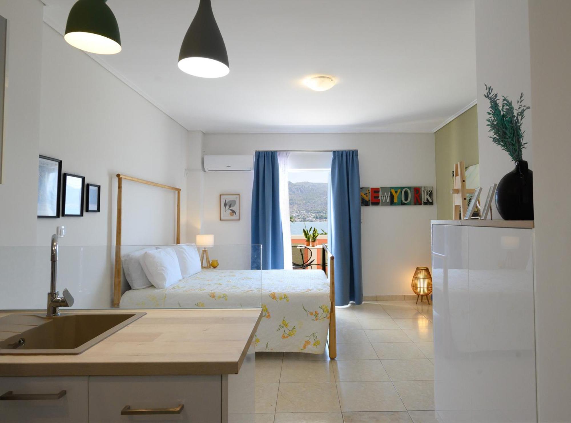 Seaside Apartment Salamis Exteriör bild